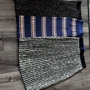 LulaRoe Jill Skirt lot of 3 all size Small